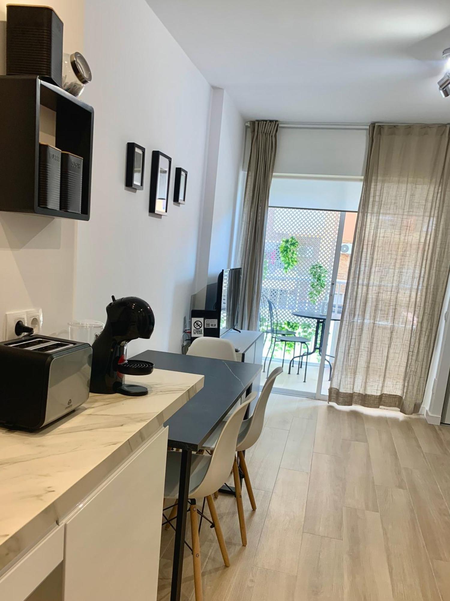 Apartamento Premium Con Piscina - Recepcion 24 Hs 贝纳尔马德纳 外观 照片